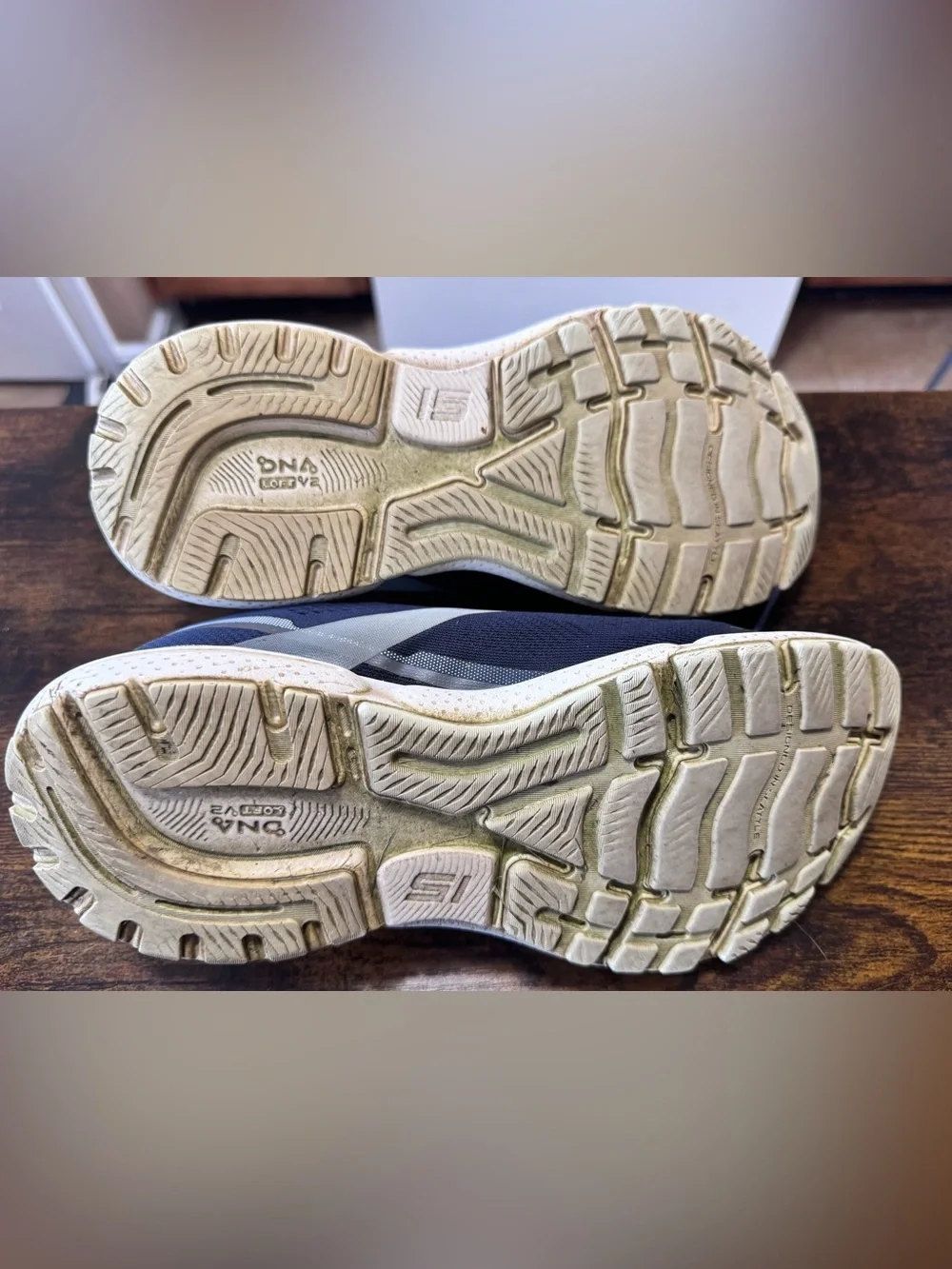 Brooks Ghost 15 woMen’s Size 10 Running Shoes Navy Blue White